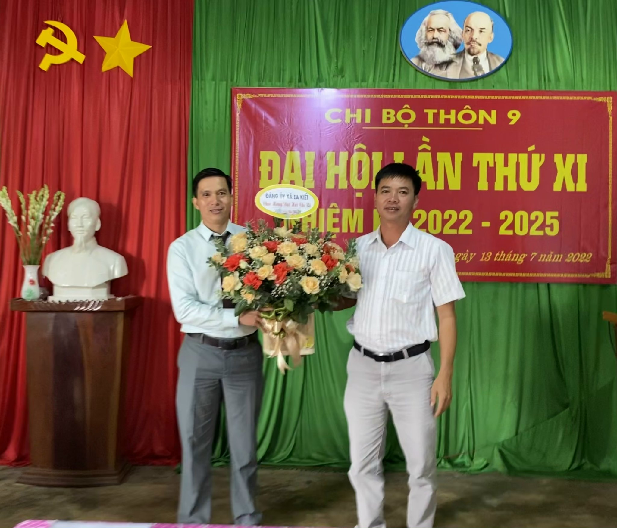 Thôn 9, xã Ea Kiết Đại hội Chi bộ nhiệm kỳ 2022-2025 